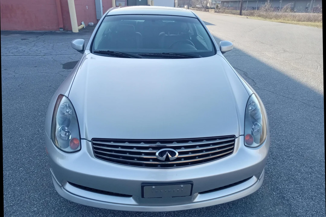 2004 Infiniti G35 3rd Gen - Image 2 of 31
