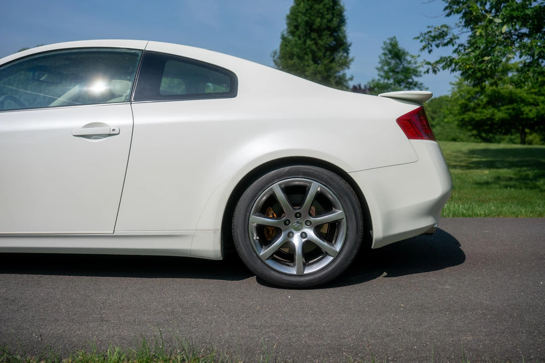 2004 Infiniti G35 3rd Gen - Image 17 of 31