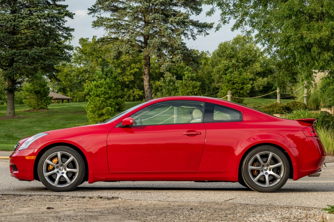 2004 Infiniti G35 3rd Gen - Image 9 of 31