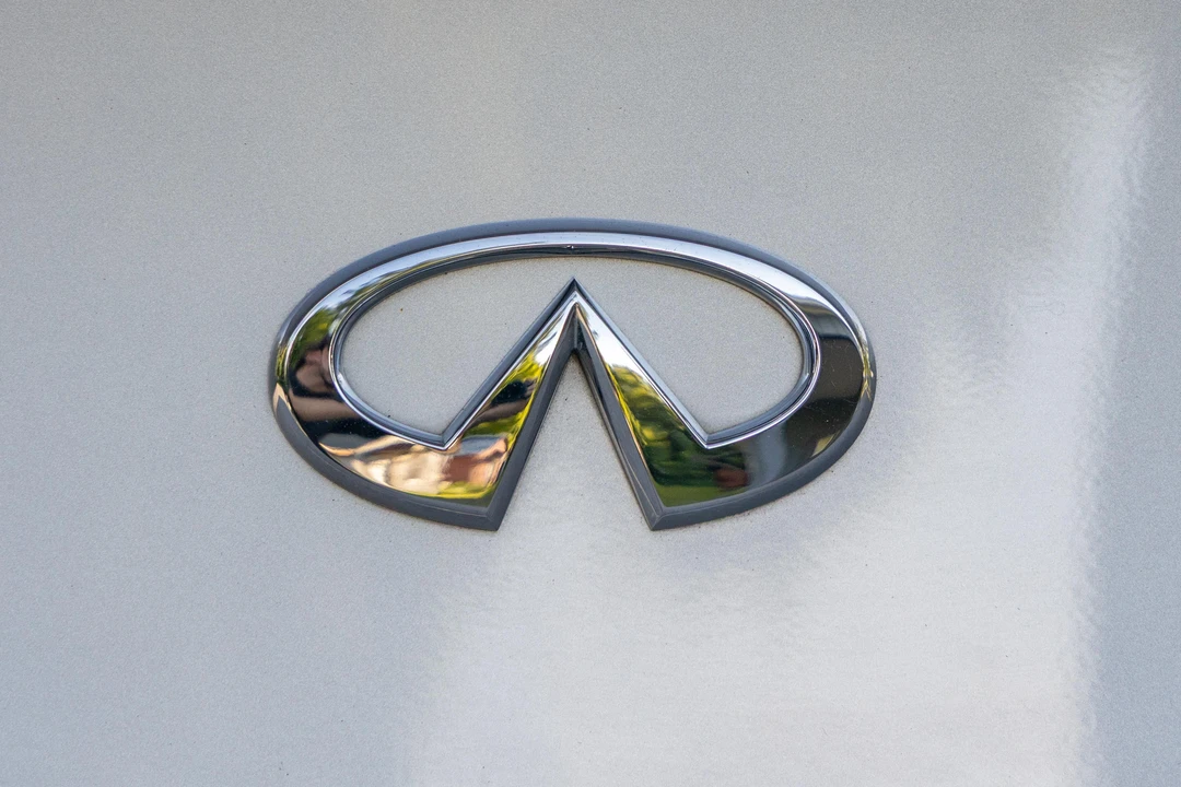 2004 Infiniti G35 3rd Gen - Image 19 of 31