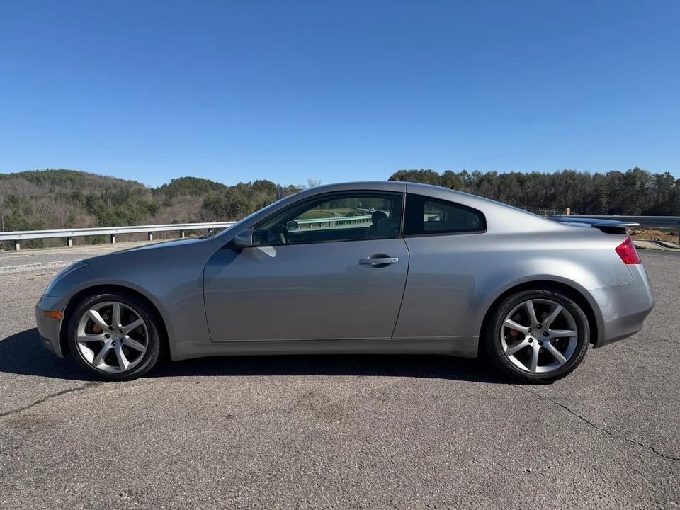 2004 Infiniti G35 3rd Gen - Image 11 of 31