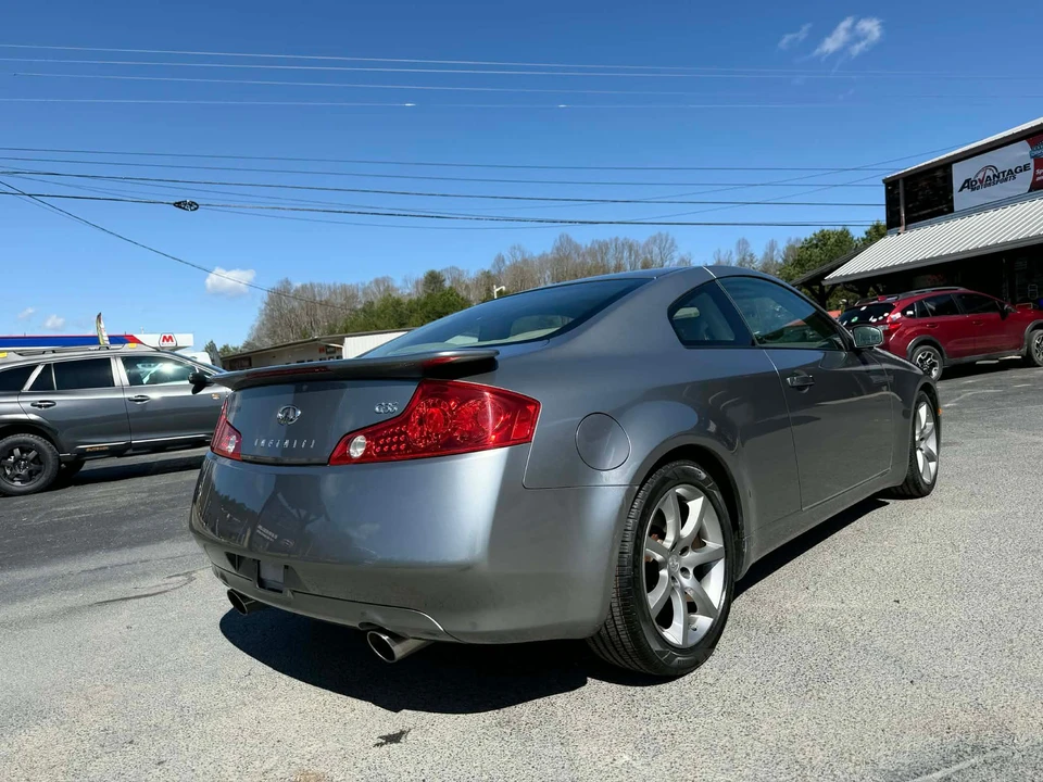2004 Infiniti G35 3rd Gen - Image 17 of 31