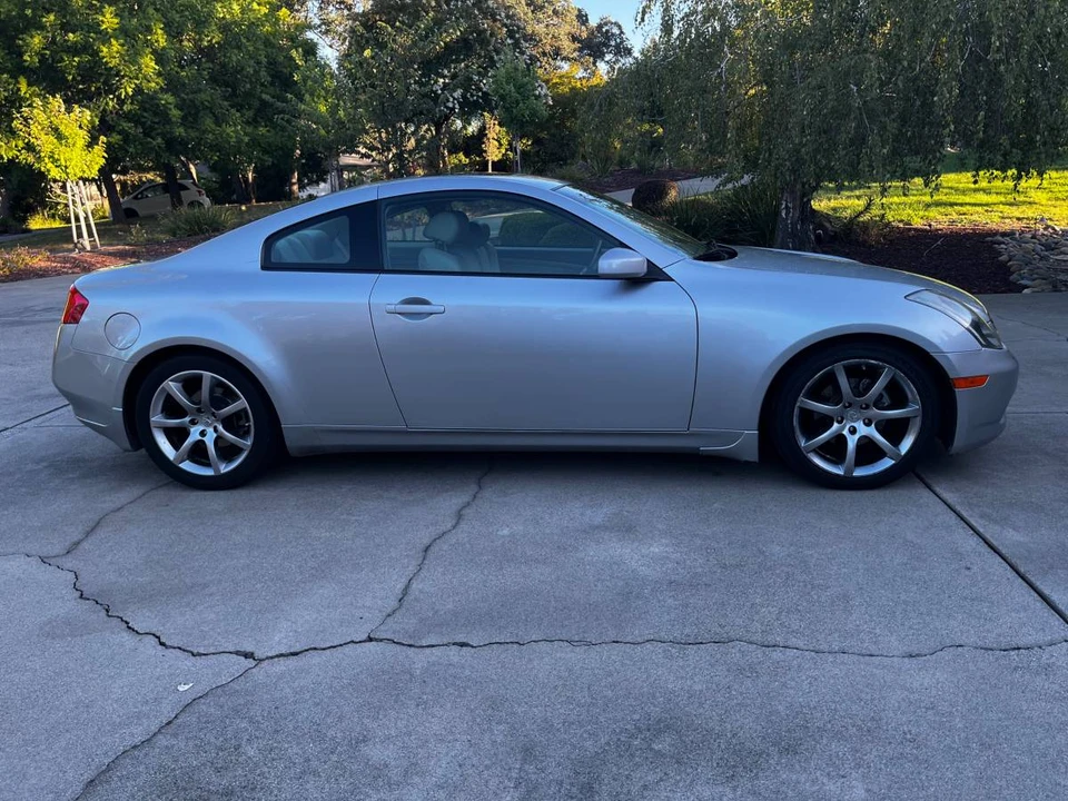 2004 Infiniti G35 3rd Gen - Image 10 of 17