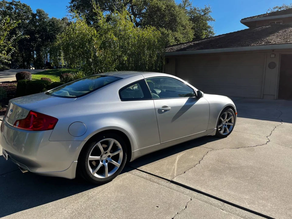 2004 Infiniti G35 3rd Gen - Image 3 of 17