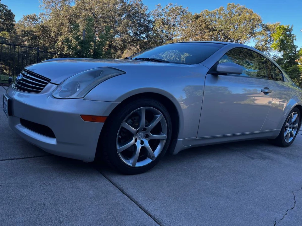 2004 Infiniti G35 3rd Gen - Image 12 of 17