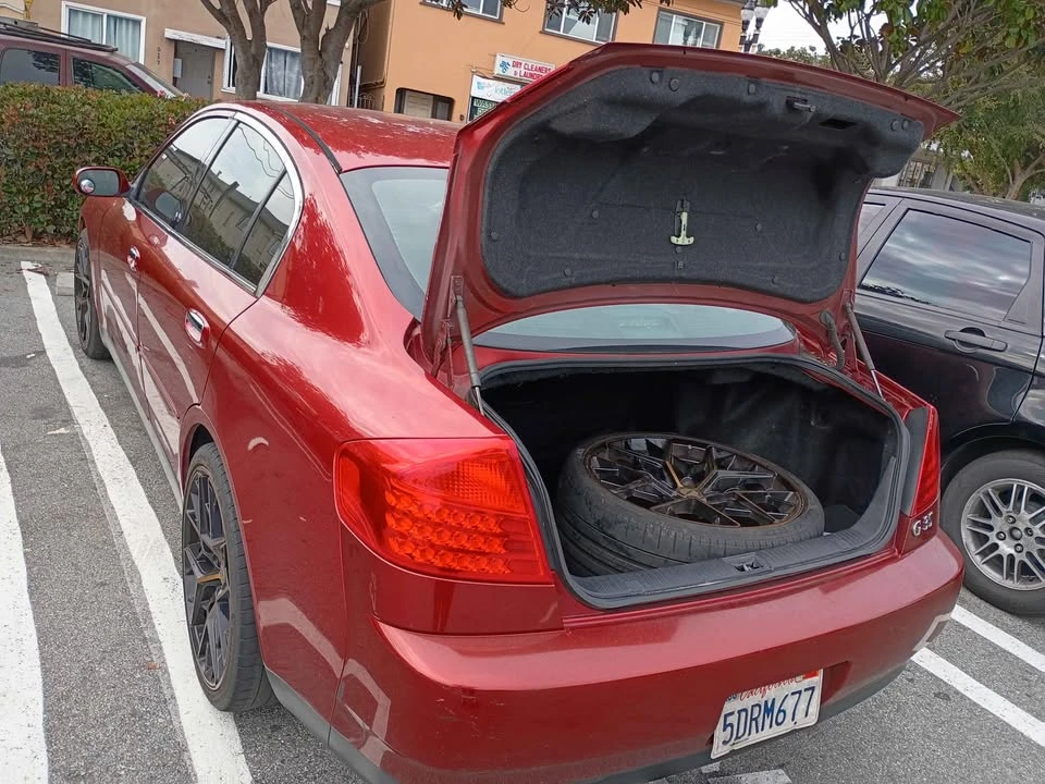 2004 Infiniti G35 3rd Gen - Image 7 of 10