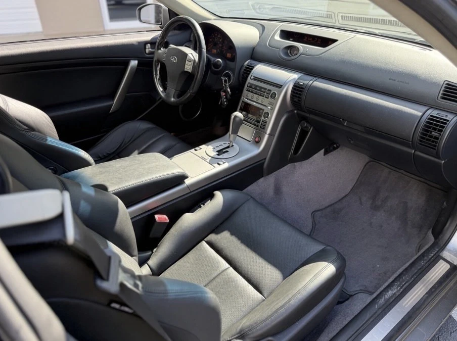 2004 Infiniti G35 3rd Gen - Image 16 of 19