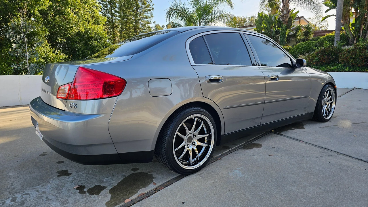 2004 Infiniti G35 3rd Gen - Image 29 of 31