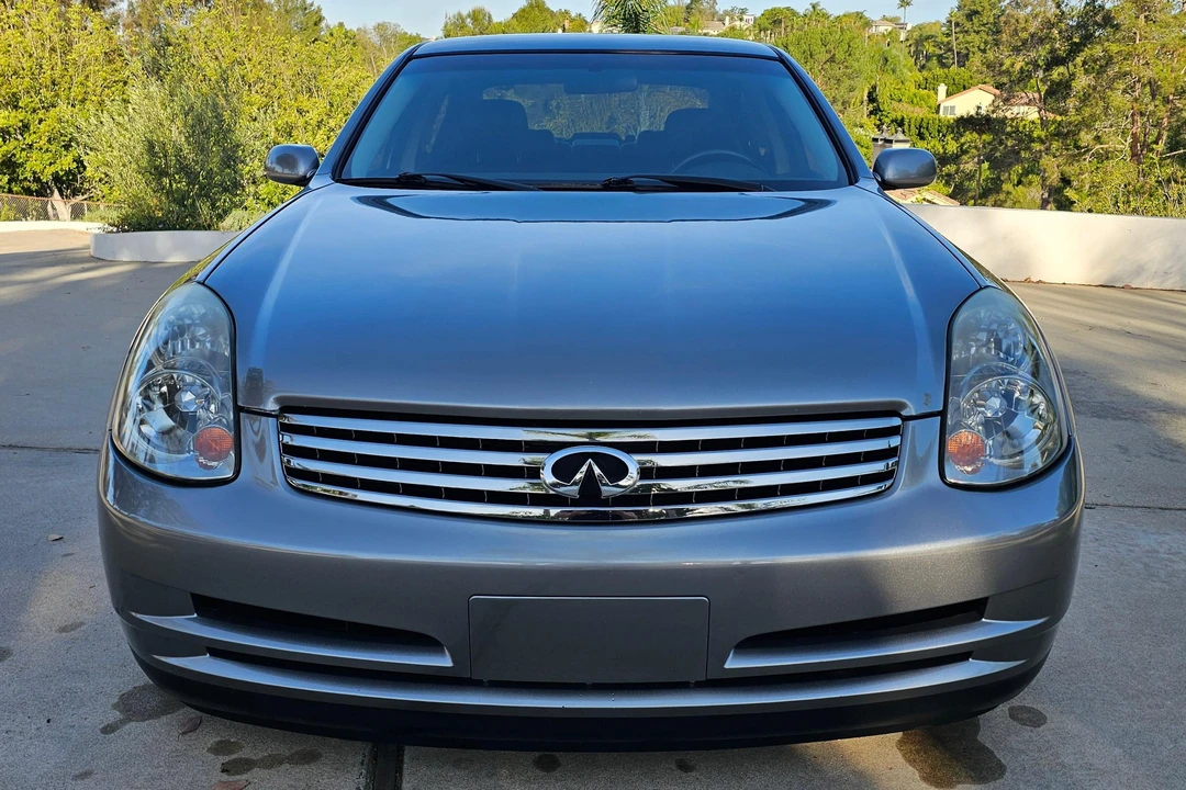 2004 Infiniti G35 3rd Gen - Image 2 of 31