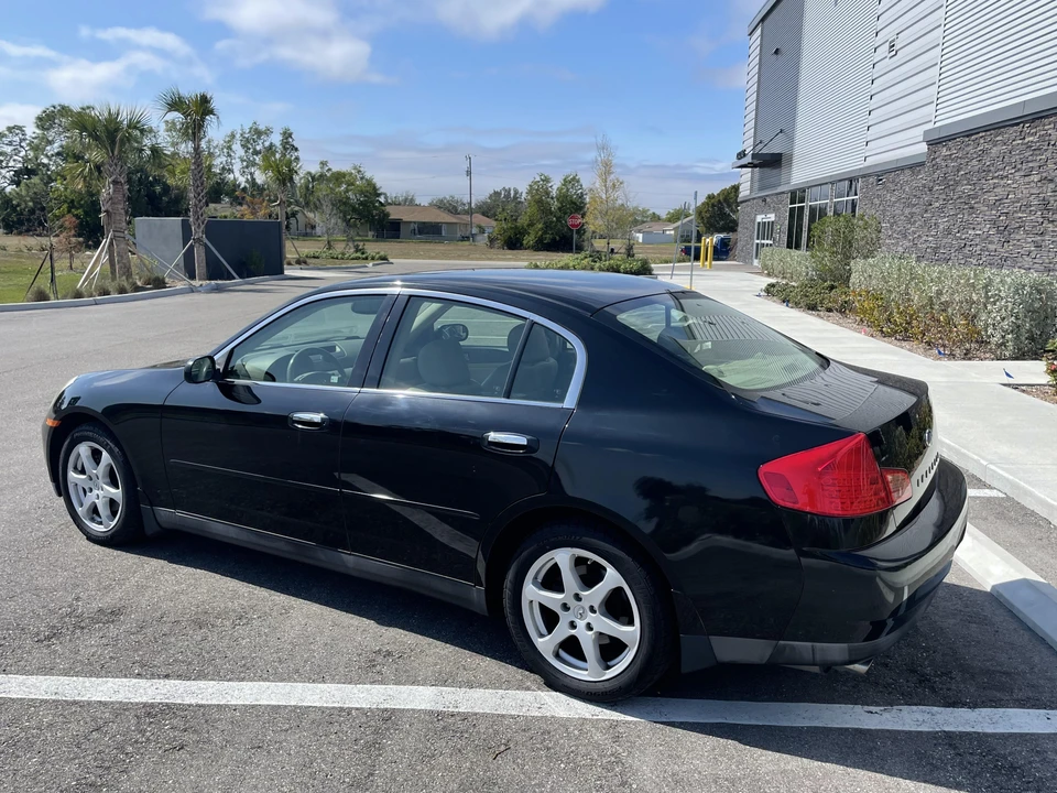 2004 Infiniti G35 3rd Gen - Image 10 of 31