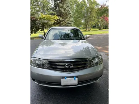 2004 Infiniti M45