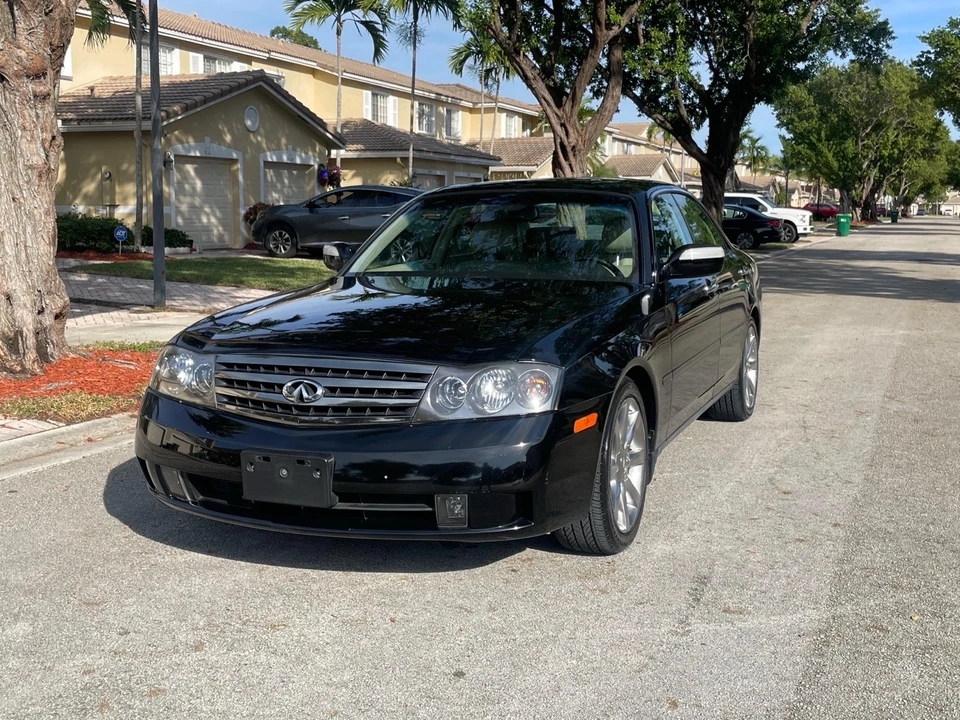 2004 Infiniti M 2nd Gen - Image 2 of 21