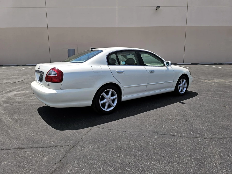 2004 Infiniti Q45 3rd Gen - Image 17 of 31