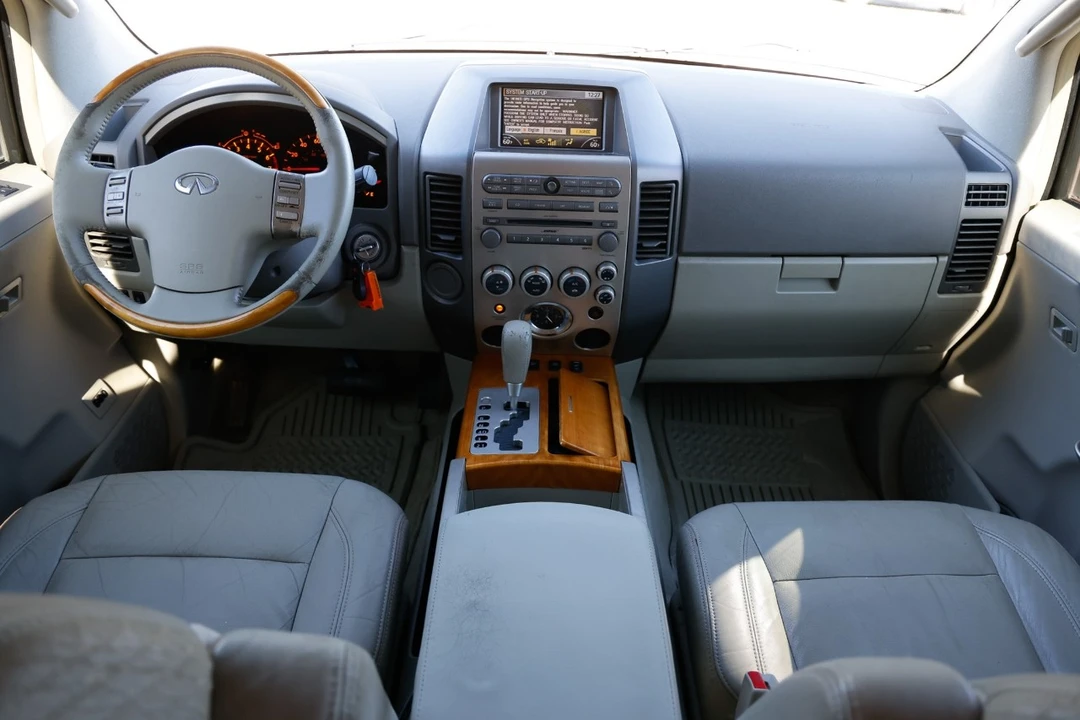 2004 Infiniti QX80 - Image 2 of 12