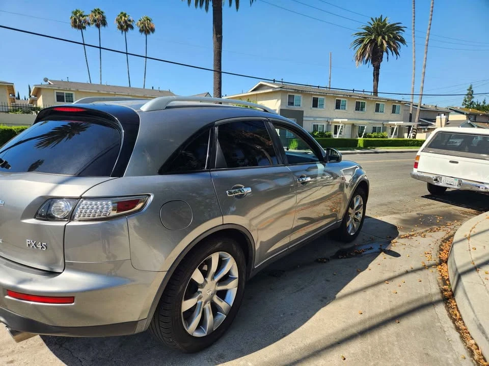 2004 Infiniti FX 1st Gen - Image 2 of 7