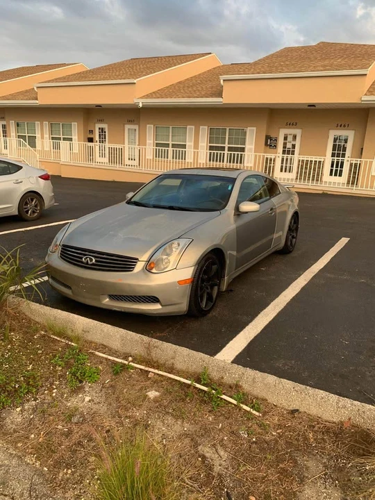 2004 Infiniti G35 3rd Gen - Image 4 of 7