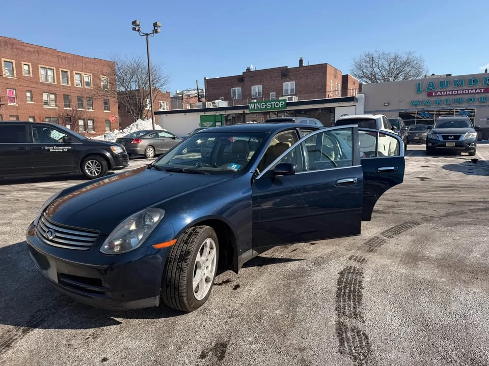 2004 Infiniti G35 3rd Gen - Image 2 of 8