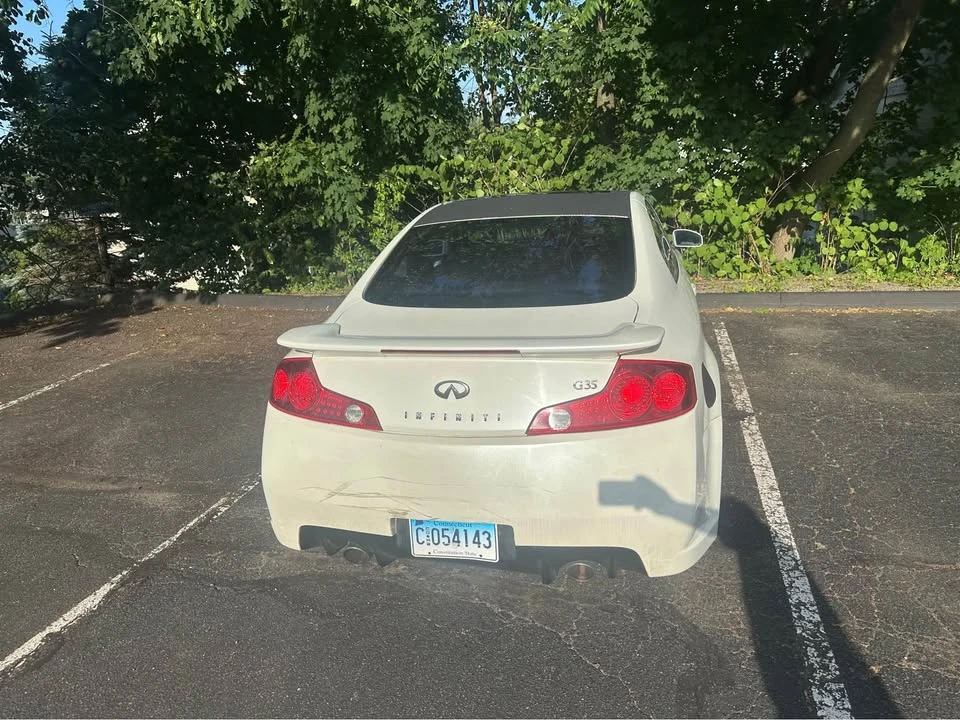 2004 Infiniti G35 3rd Gen - Image 2 of 4
