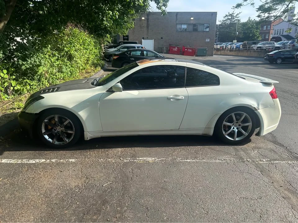 2004 Infiniti G35 3rd Gen - Image 3 of 4