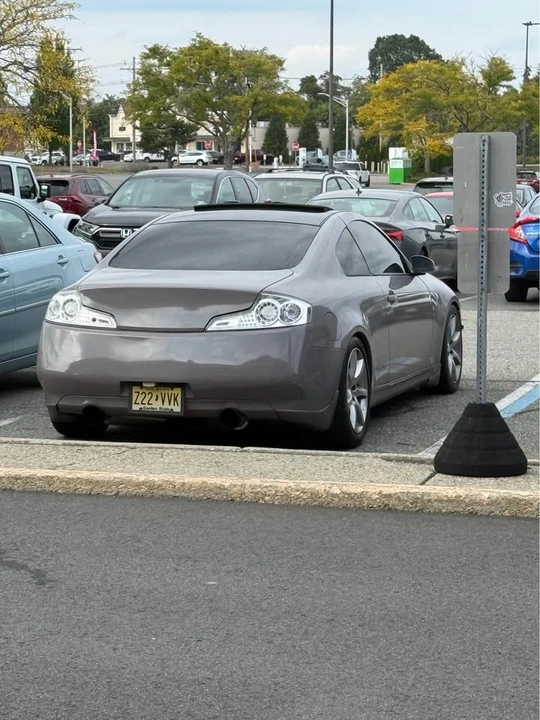 2004 Infiniti G35 3rd Gen - Image 9 of 15