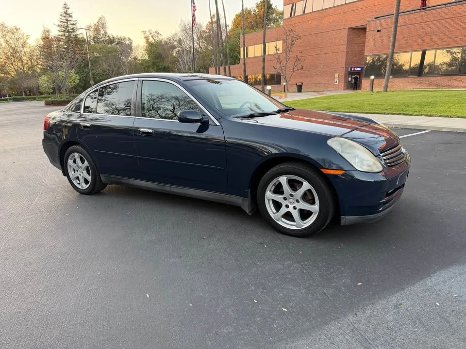 2004 Infiniti G35 3rd Gen - Image 2 of 14