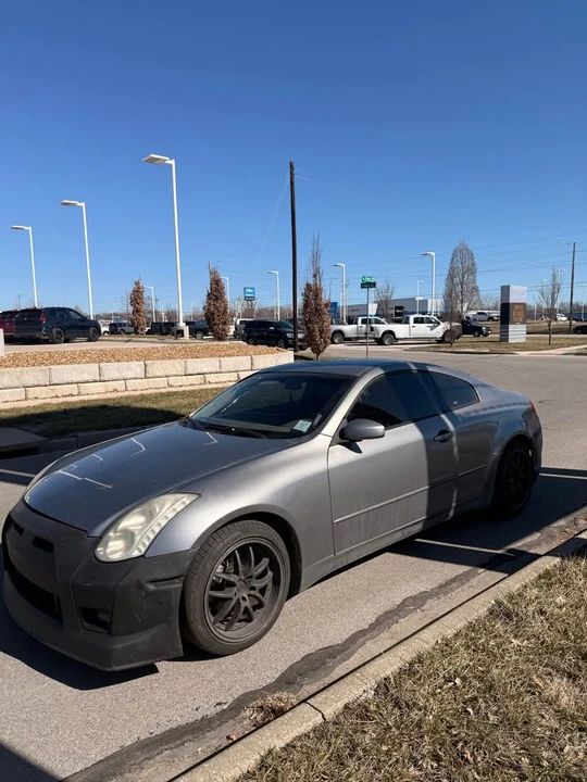 2004 Infiniti G35 3rd Gen - Image 8 of 12