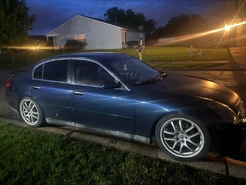 2004 Infiniti G35 3rd Gen - Image 2 of 9