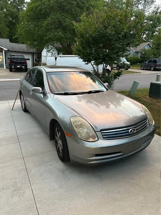 2004 Infiniti G35 3rd Gen - Image 2 of 4