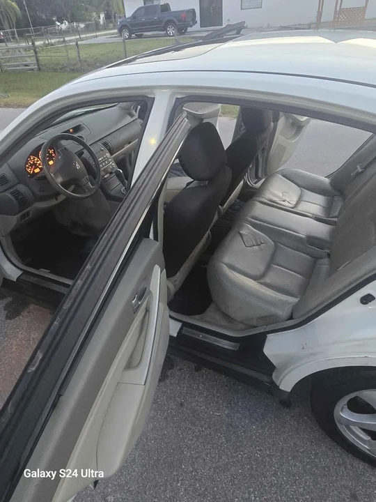2004 Infiniti G35 3rd Gen - Image 7 of 20