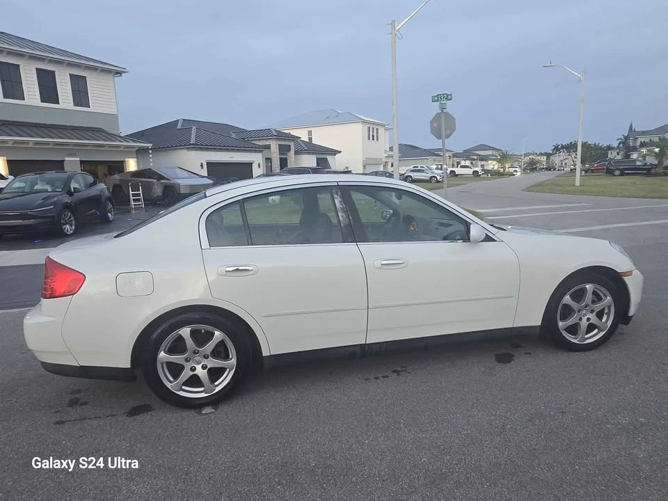 2004 Infiniti G35 3rd Gen - Image 15 of 20
