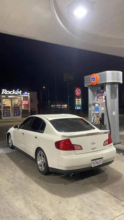 2004 Infiniti G35 3rd Gen - Image 2 of 2