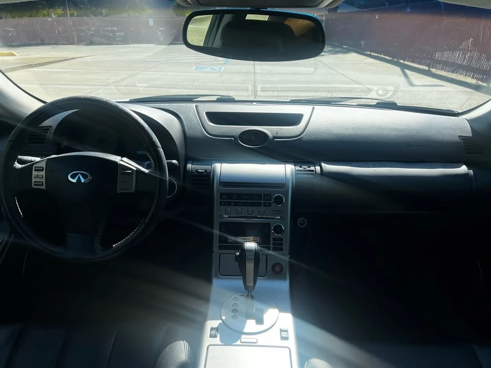 2004 Infiniti G35 3rd Gen - Image 12 of 17