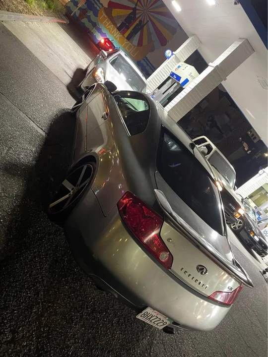 2004 Infiniti G35 3rd Gen - Image 11 of 17