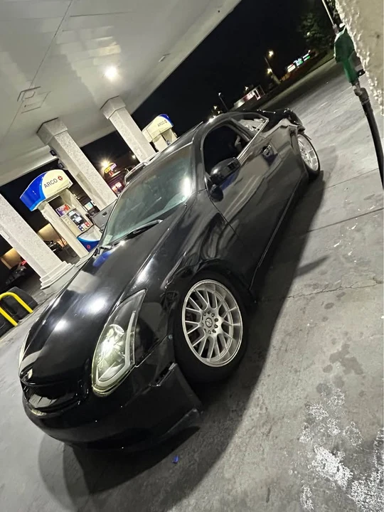 2004 Infiniti G35 3rd Gen - Image 2 of 5