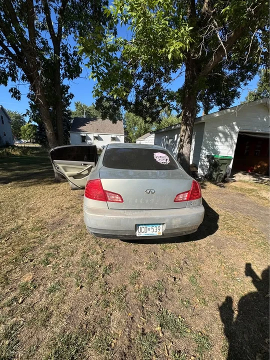 2004 Infiniti G35 3rd Gen - Image 2 of 4