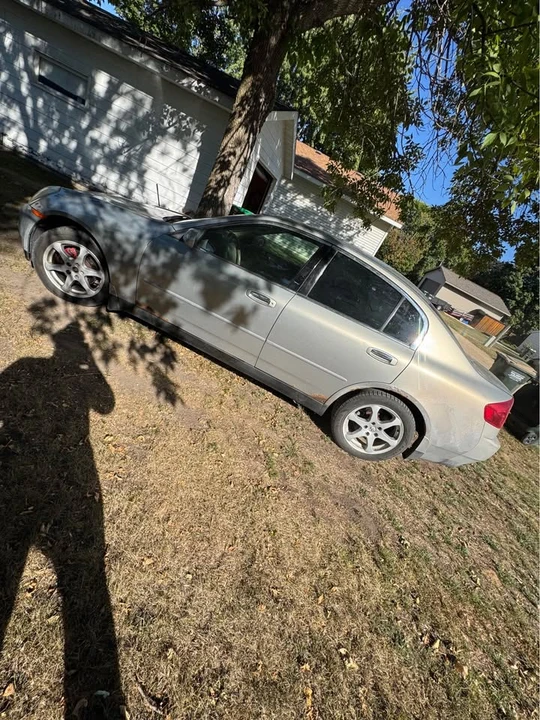 2004 Infiniti G35 3rd Gen - Image 3 of 4
