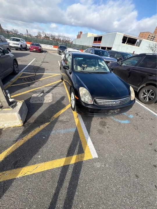 2004 Infiniti G35 3rd Gen - Image 3 of 4