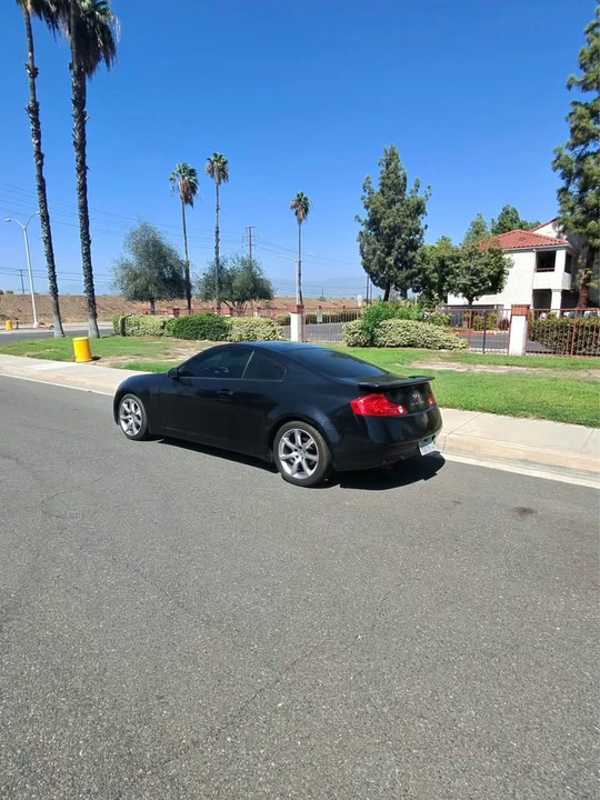 2004 Infiniti G35 3rd Gen - Image 10 of 12