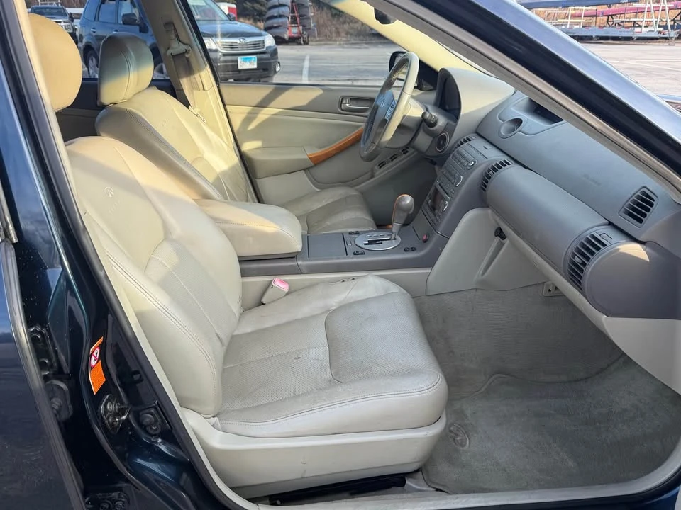2004 Infiniti G35 3rd Gen - Image 13 of 18