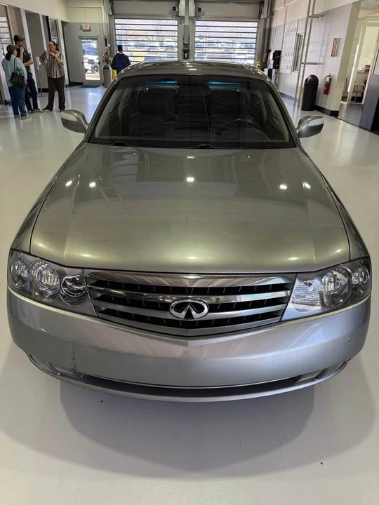 2004 Infiniti M 2nd Gen - Image 2 of 13