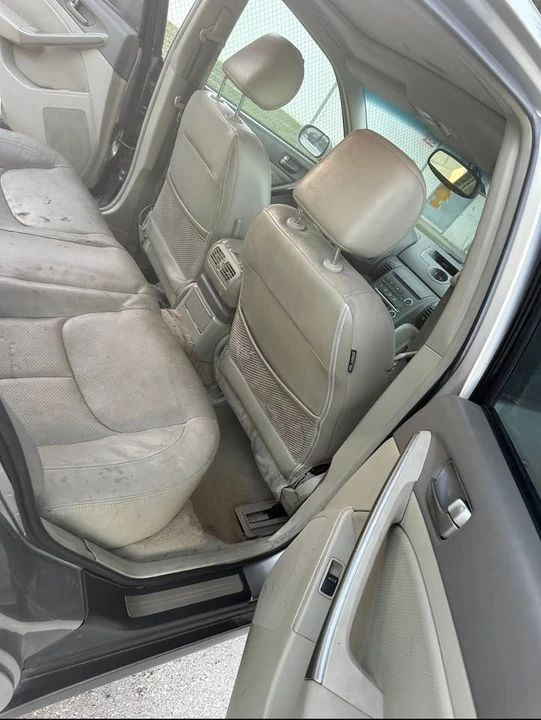 2004 Infiniti Q50 - Image 4 of 9