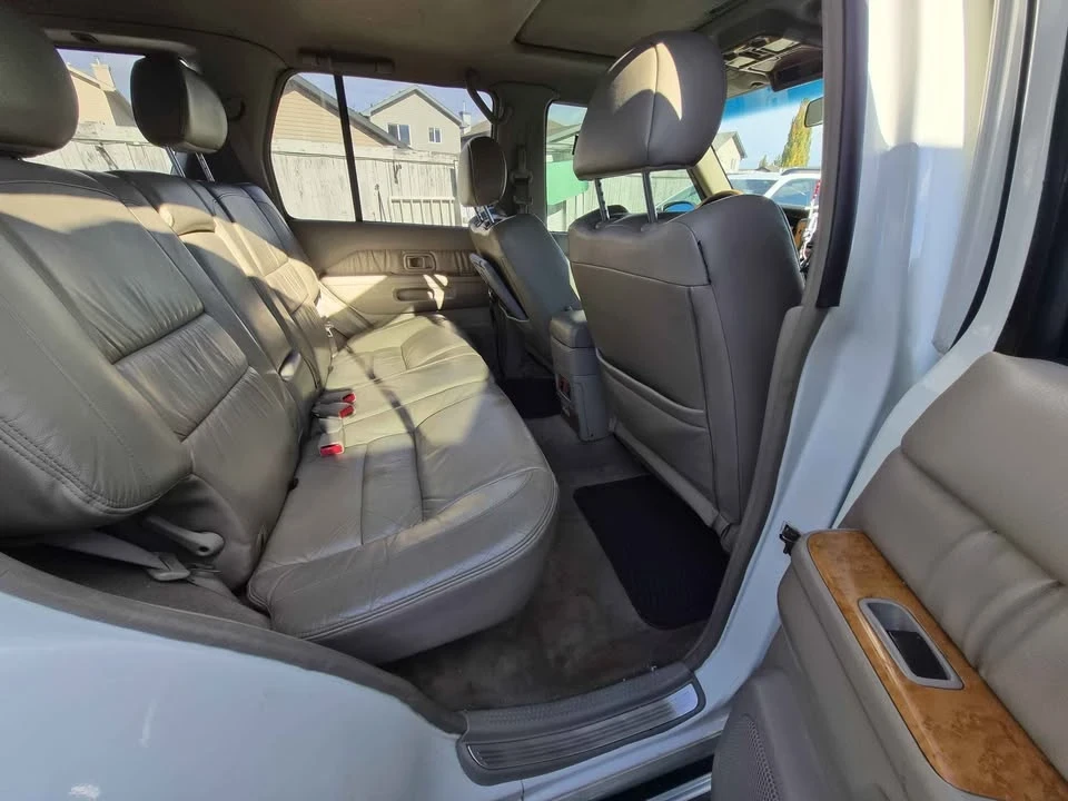 2004 Infiniti QX4 - Image 7 of 15
