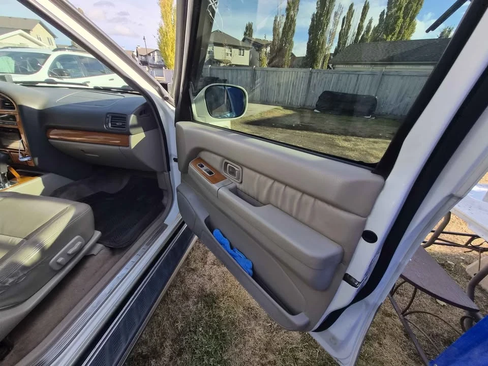 2004 Infiniti QX4 - Image 6 of 15