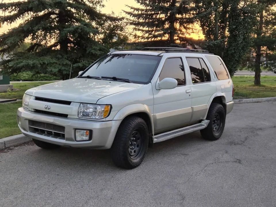 2004 Infiniti QX4 - Image 15 of 15