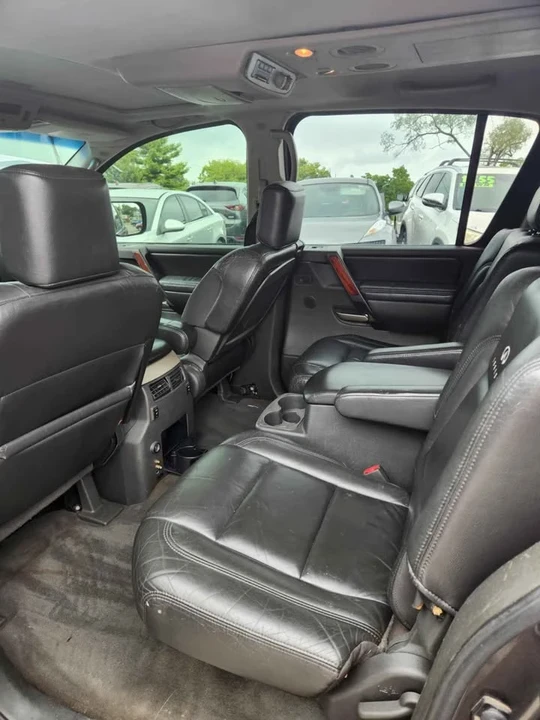 2004 Infiniti QX80 - Image 6 of 11