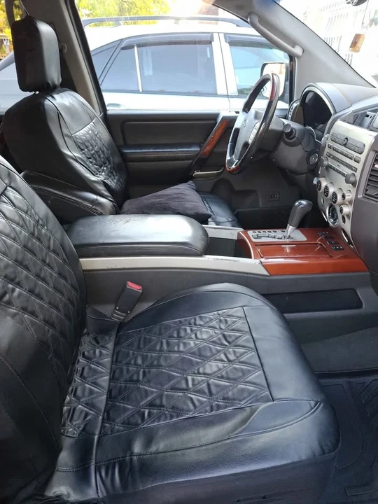 2004 Infiniti QX80 - Image 7 of 13