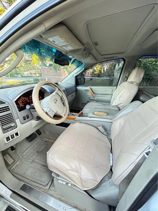 2004 Infiniti QX80 - Image 4 of 4