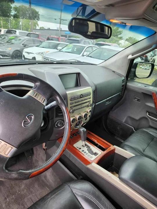 2004 Infiniti QX80 - Image 6 of 11