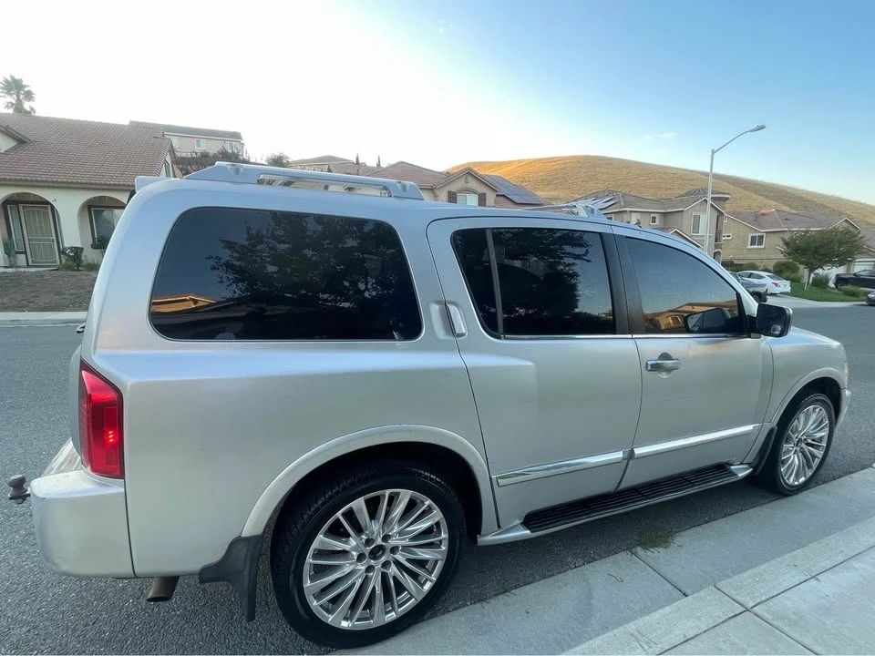 2004 Infiniti QX80 - Image 6 of 14