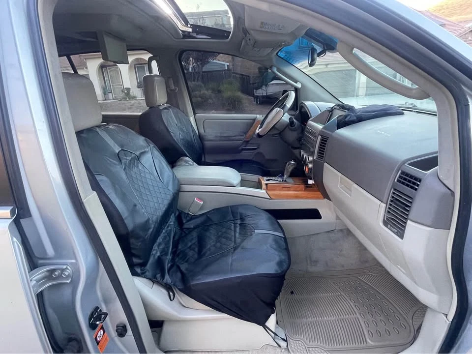 2004 Infiniti QX80 - Image 10 of 15